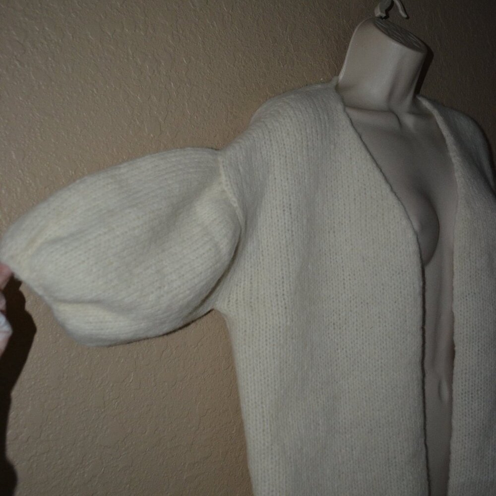 NWOT XS Louiza Babouryan Ivory Cashmere Open Front Puff Sleeve Cardigan Sweater - Picture 4 of 6